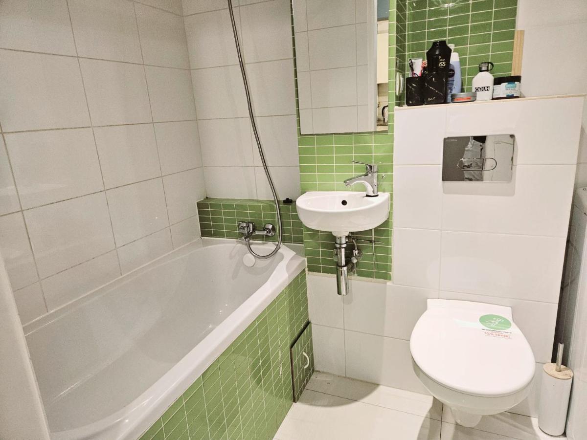 Apartament Zielna By Domin Warsaw Exterior photo